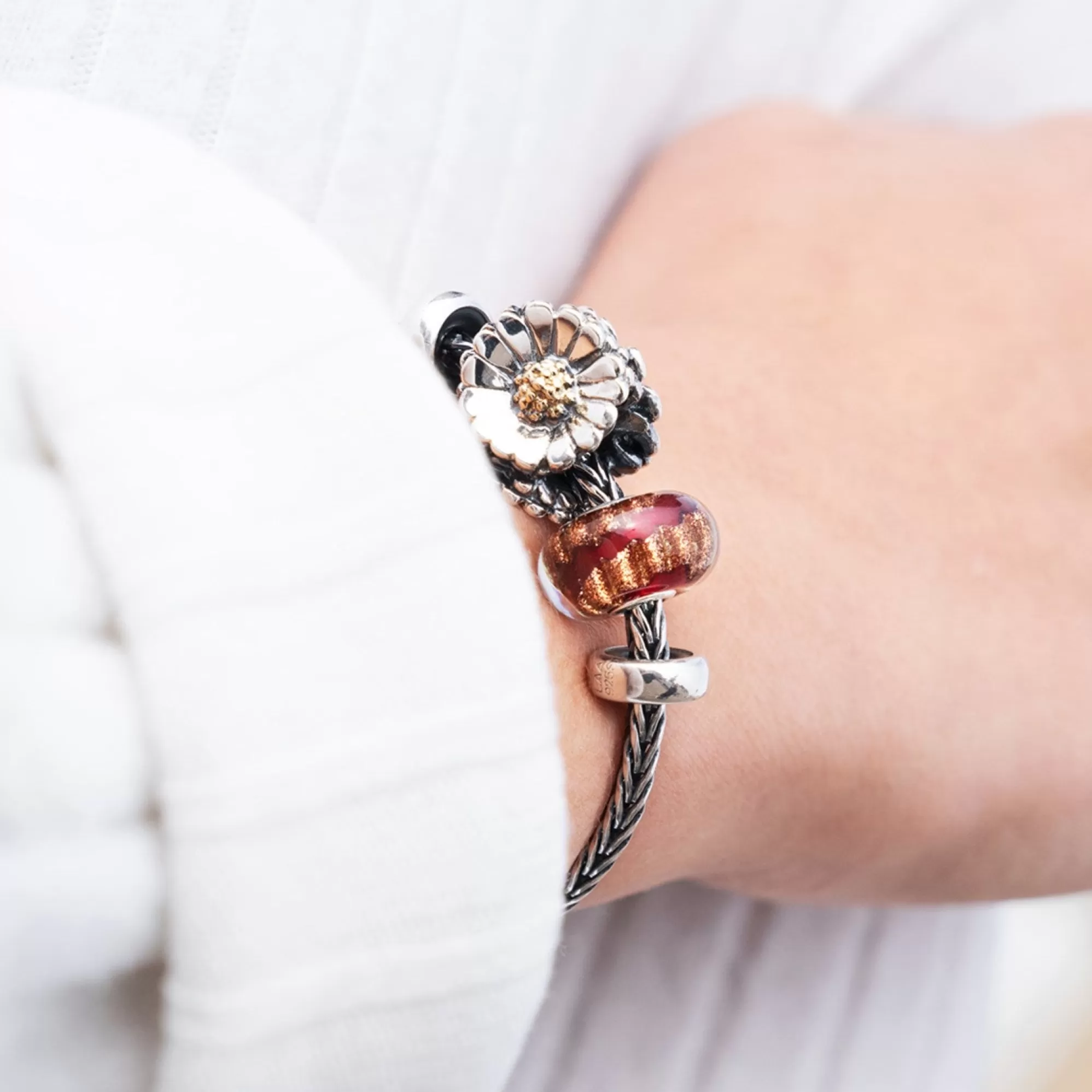 Shop Trollbeads Daisy Jubilee Bead