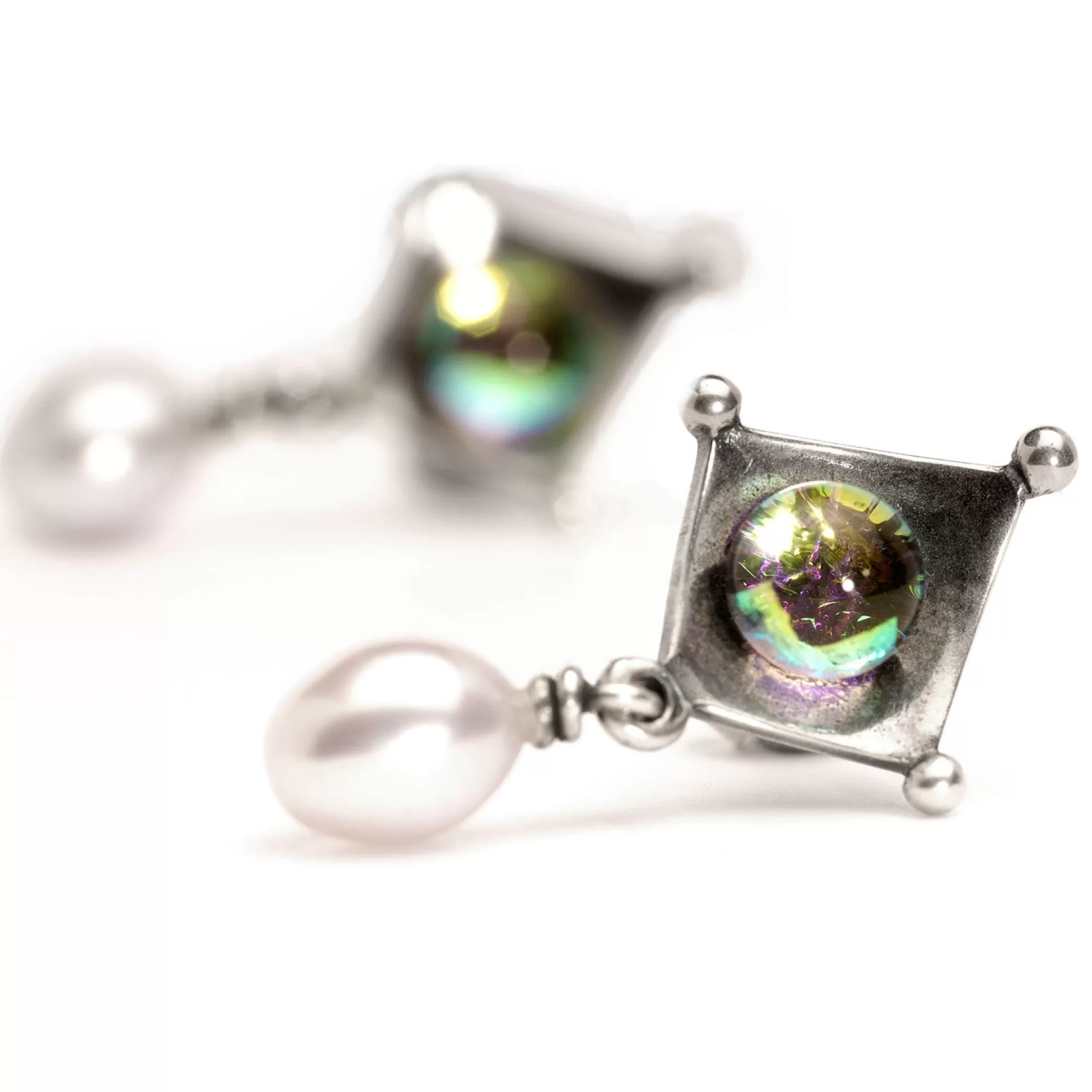 Online Trollbeads Dichroic/Pearl Earrings