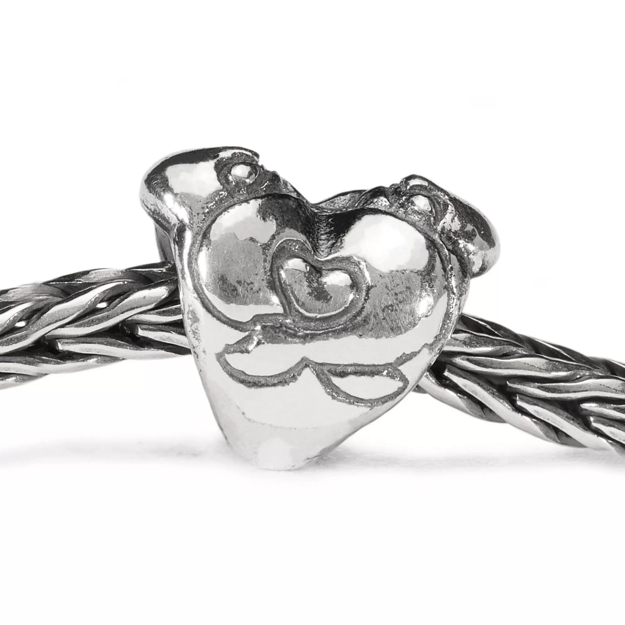 Shop Trollbeads Hugging Heart Bead