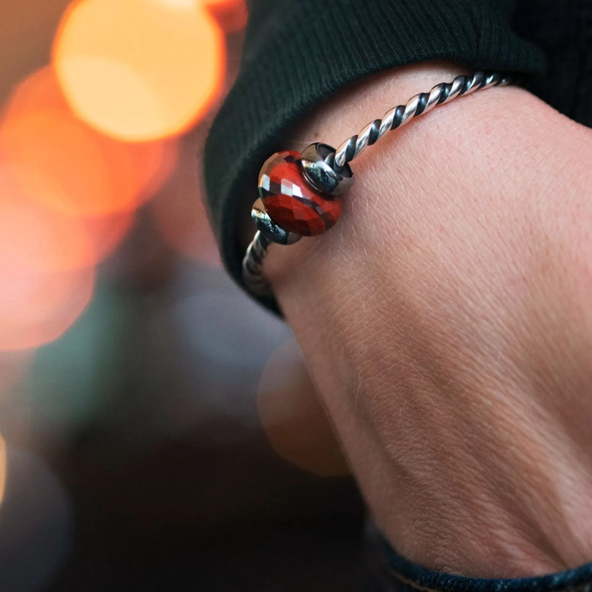 Discount Trollbeads Red Chalcedony With Hematite Bead