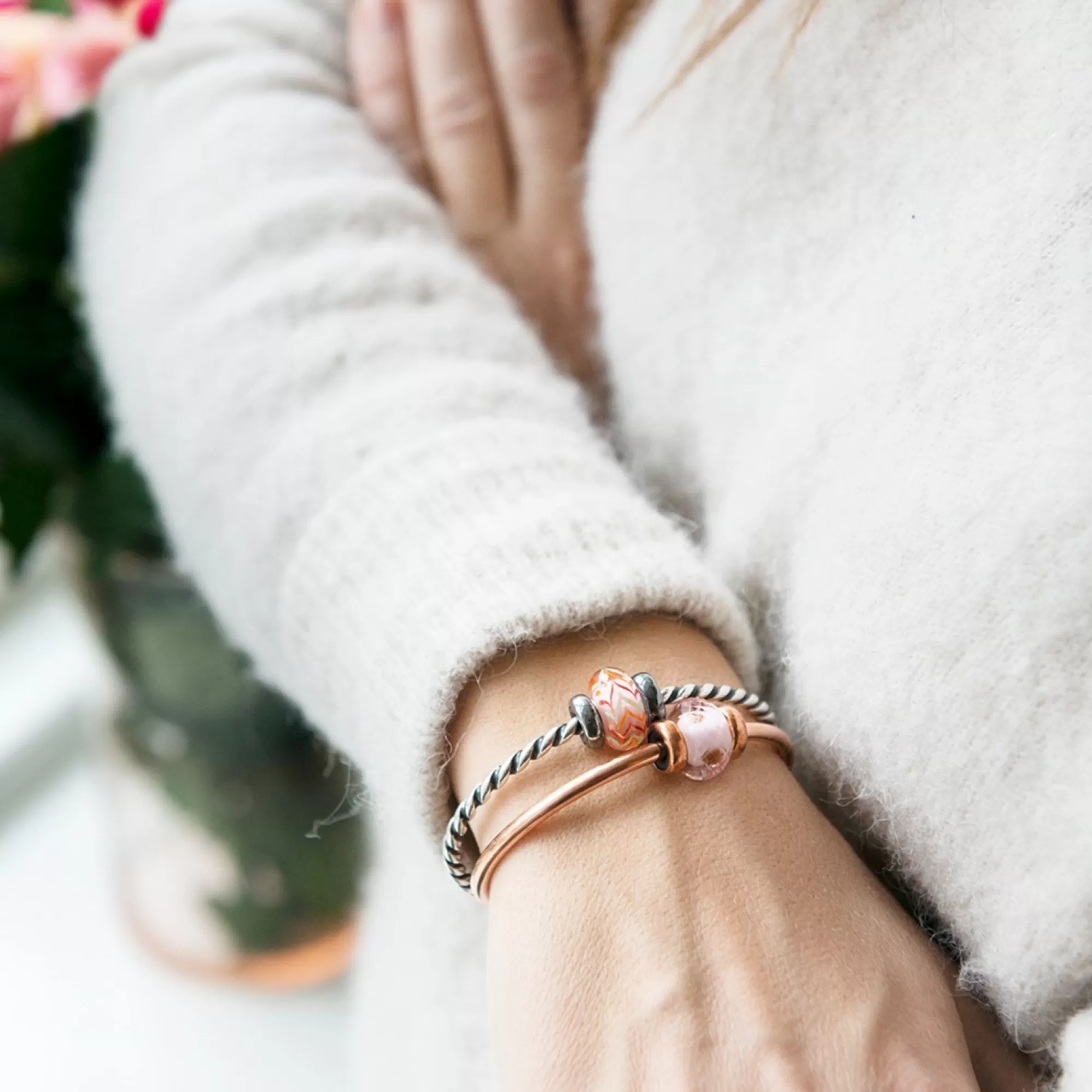 Store Trollbeads Twisted Silver Bangle With 2 X Silver Spacers