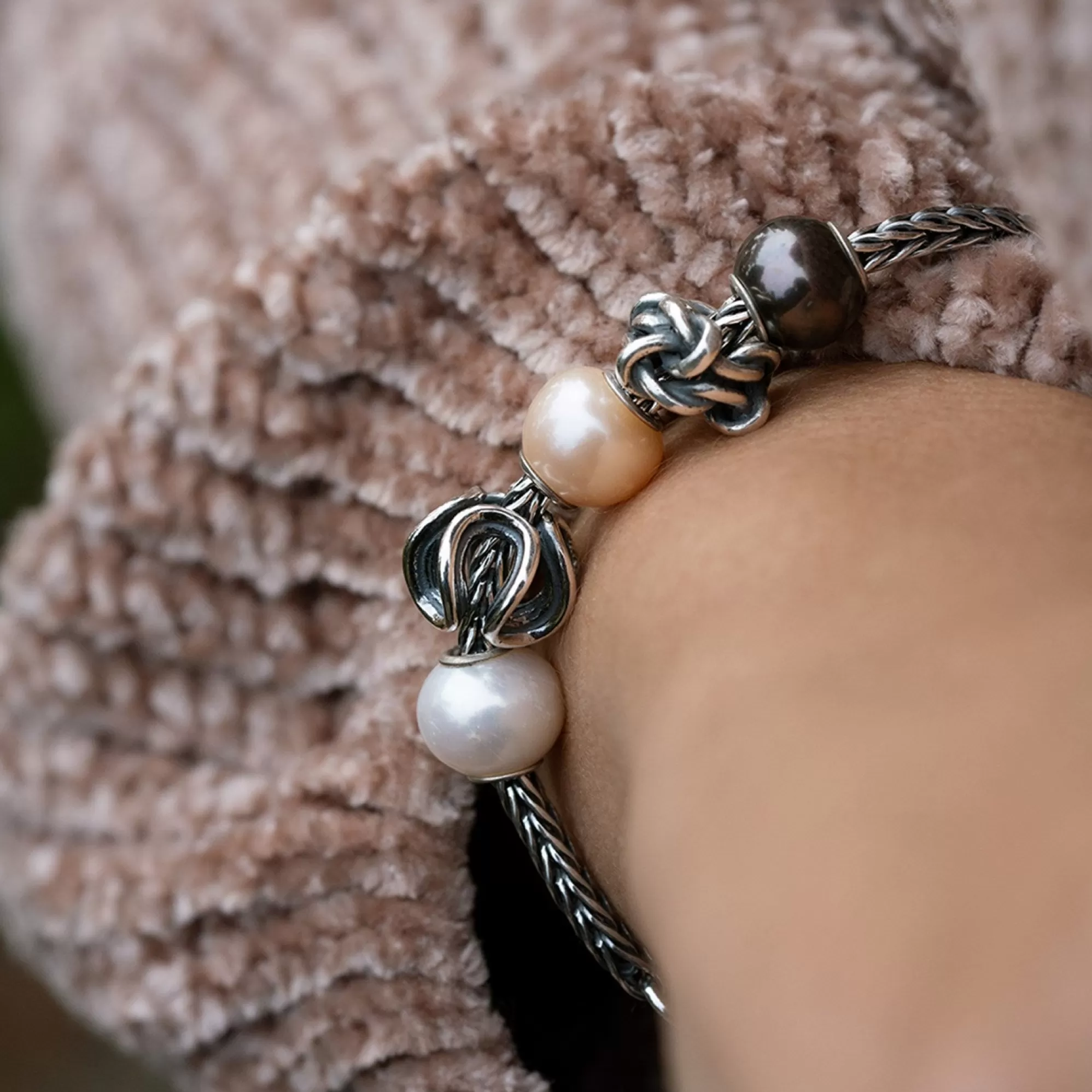 Online Trollbeads White Pearl Bead